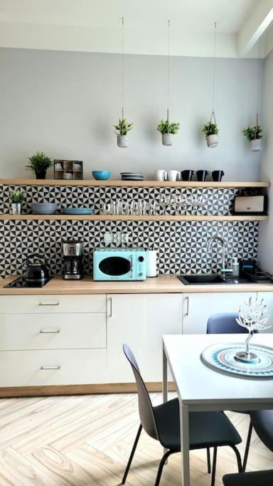 Apartment Wild & Huge Comfy 5 Min To Main Square Krakau