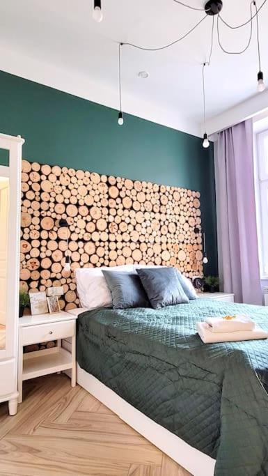 Apartment Wild & Huge Comfy 5 Min To Main Square Krakau