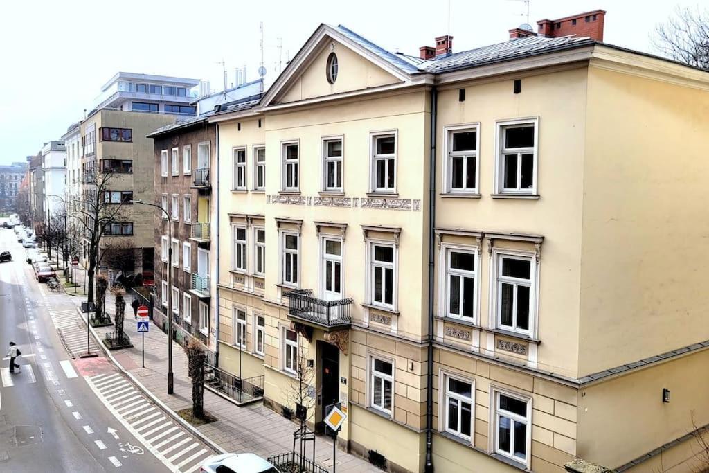 Wild & Huge Comfy 5 Min To Main Square * Krakau